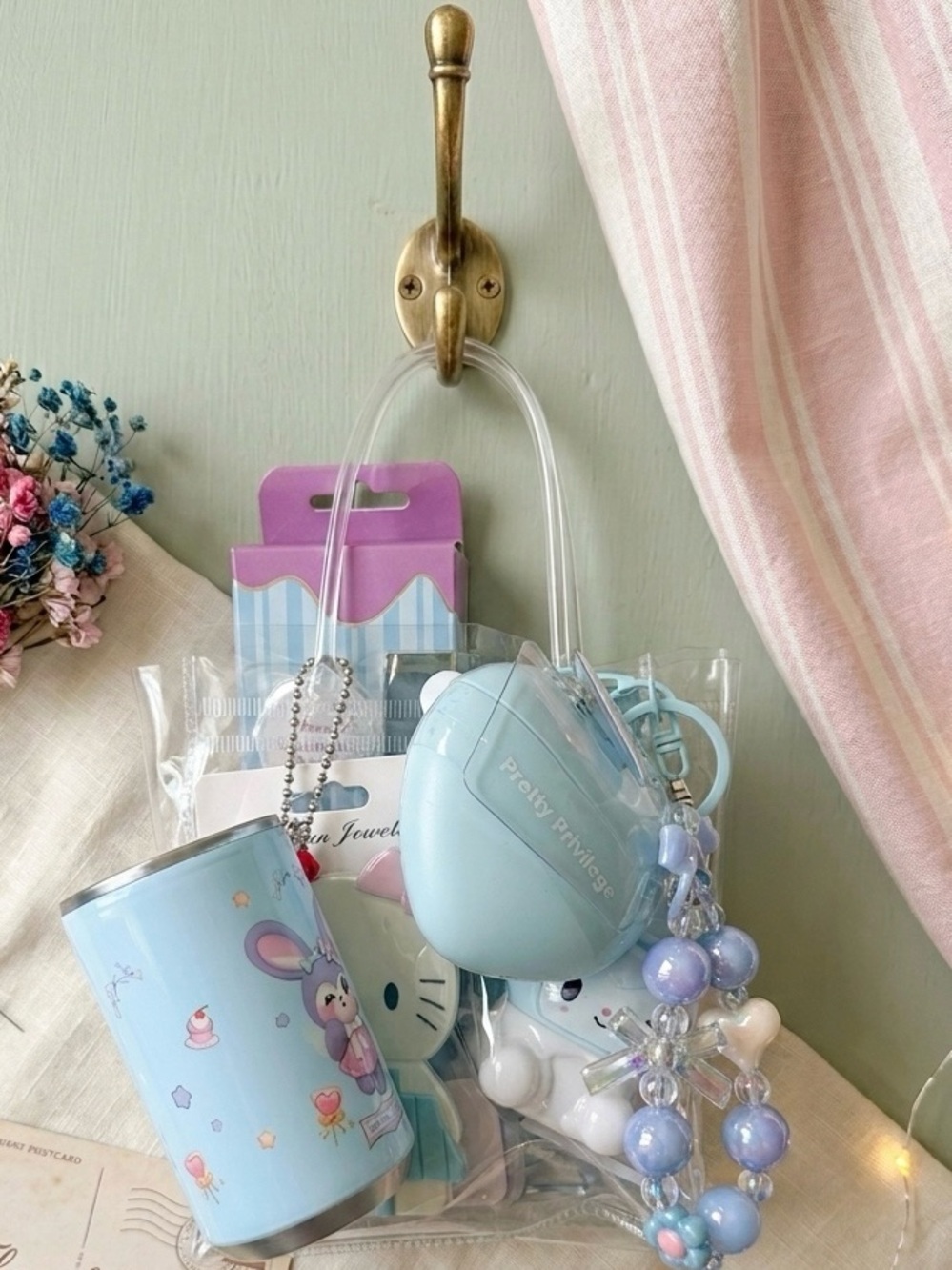 Clear Tote with Light Blue Bunny Accessories
